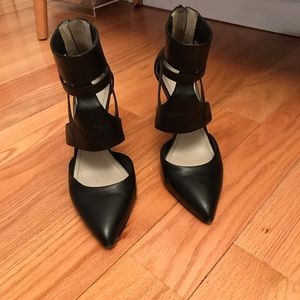 Pour La Victoire Pumps